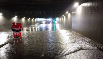 Una fuerte tromba de agua colapsa Valladolid