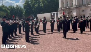 Watch: Taylor Swift remix played at Changing of the Guard