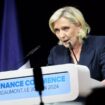 L'ancienne présidente du groupe parlementaire d'extrême droite Rassemblement National (RN) français Marine Le Pen prononce un discours lors de la soirée des résultats du premier tour des élections législatives à Hénin-Beaumont, dans le nord de la France, le 30 juin 2024.