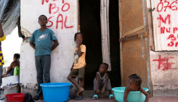Les violences en Haïti ont provoqué le déplacement d'environ 300 000 enfants