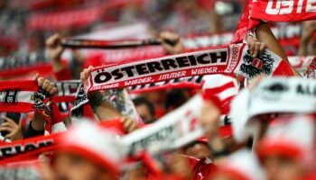 Fußball: Österreich-Fans singen rassistische Parolen vor EM-Achtelfinale