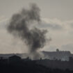 L’armée israélienne annonce frapper des positions dans le sud du Liban après des tirs