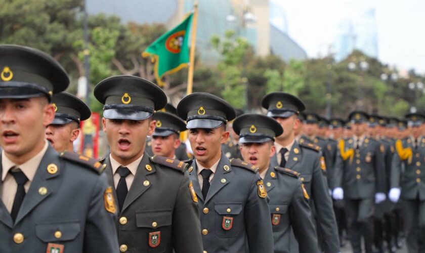 Les troupes azerbaïdjanaises lors d'une parade militaire à Bakou. L'Azerbaïdjan participe aux côtés de quatre pays d'Asie centrale à un exercice conjoint pendant dix jours. Illustration