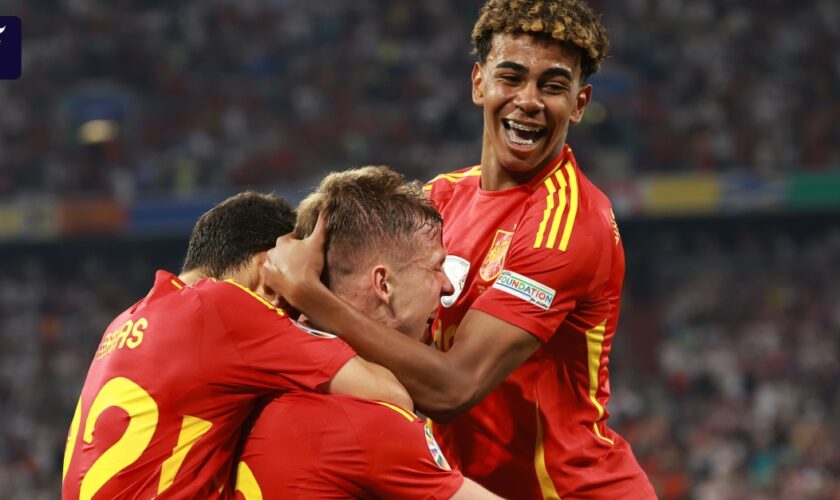 Spanien besiegt Frankreich: Ein Traumtor ebnet den Weg ins EM-Finale