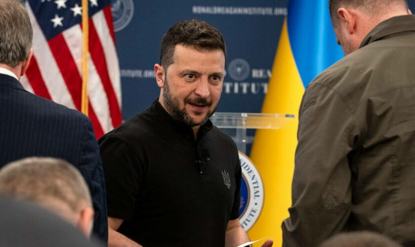 Aide à l’Ukraine : à Washington, Zelensky obtient de nouveaux systèmes de défense antiaérienne