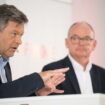 Habeck warnt vor deutlicher Preiserhöhung beim Deutschlandticket