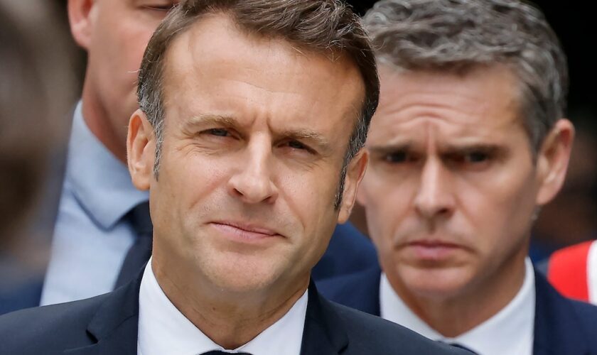 Emmanuel Macron, récit d'un crépuscule : une lettre, un rendez-vous et 50 nuances de tergiversations