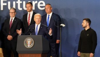 Nato-Gipfel: Joe Biden stellt Wolodymyr Selenskyj als "Präsident Putin" vor