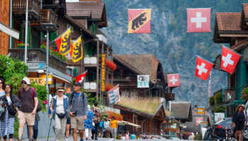 Lauterbrunnen, “le plus beau village de Suisse”, envisage une “taxe selfie”