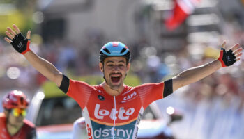 Le Belge Victor Campenaerts remporte sa première victoire sur le Tour de France à Barcelonnette