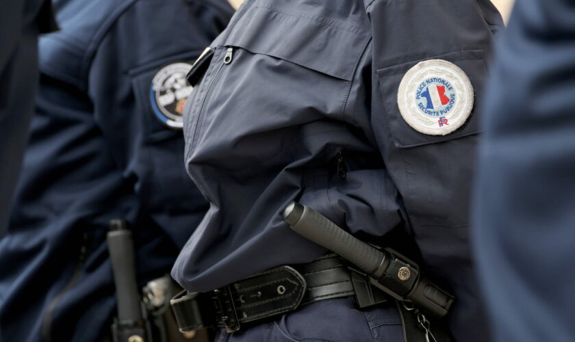 Paris : un policier blessé dans une attaque au couteau, l'auteur neutralisé