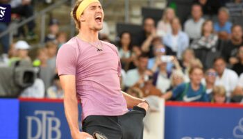 Tennis in Hamburg: Zverev gewinnt trotz Ärger über „Schande“