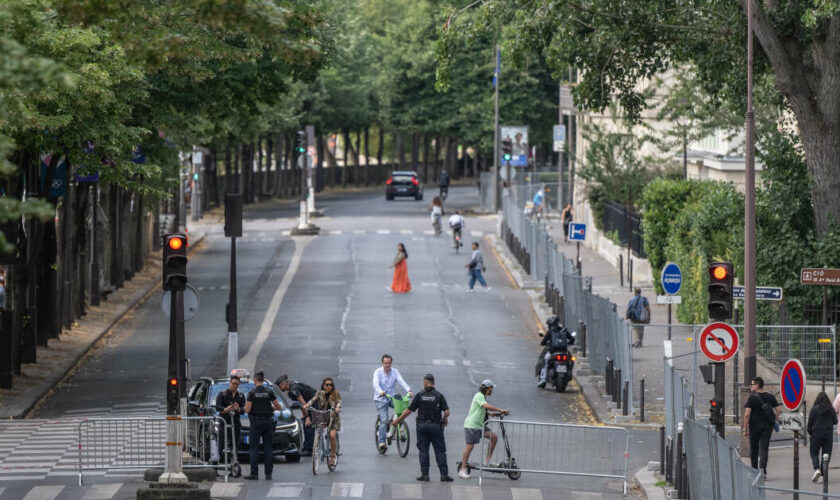 L’impressionnant dispositif de sécurité des JO qui agace les Parisiens