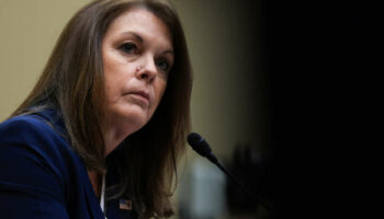Après son audition “désastreuse” devant le Congrès, la directrice du Secret Service sur un siège éjectable
