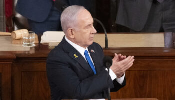 Netanyahu rend un vibrant hommage à Trump (et remercie Biden) dans son discours au Congrès