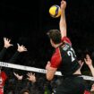 Olympia in Paris: Deutsche Volleyballer gewinnen gegen den Weltranglistenzweiten Japan