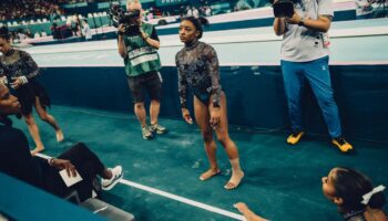 EN DIRECT - JO de Paris 2024 : Simone Biles, star américaine de la gym, fait une entrée remarquée dans les Jeux