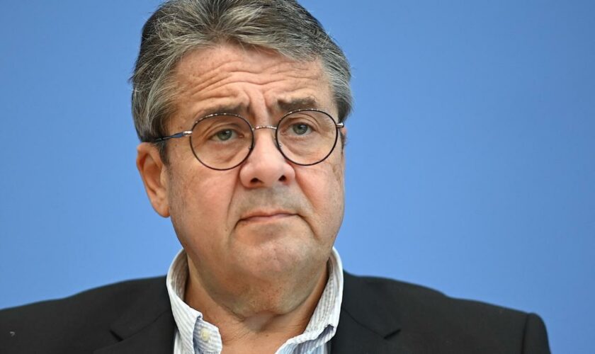 „Es wird einfach entschieden“, klagt Sigmar Gabriel über US-Waffen in Deutschland