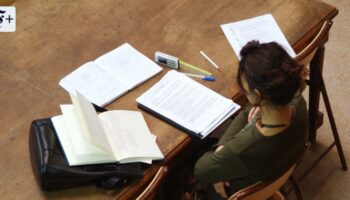 Halbbildung mit System: eine studentische Bilanz der Bologna-Reform