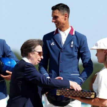 "C’est historique" : comment les cavaliers français ont conquis la médaille d'argent aux JO de Paris