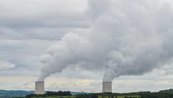 Vague de chaleur : la centrale nucléaire de Golfech réduit sa production