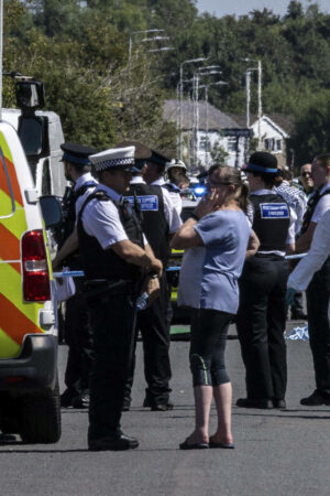 Agression au couteau au Royaume-Uni : une troisième fillette est décédée des suites de ses blessures