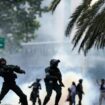 Sicherheitskräfte gingen teils hart gegen Demonstranten vor. Foto: Matias Delacroix/AP/dpa