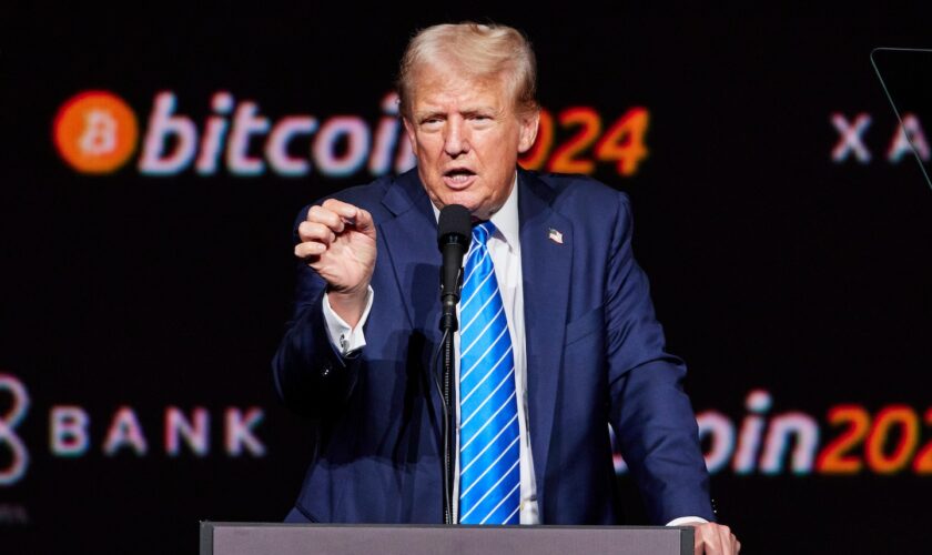 Crypto fanatics flock to Trump, hoping to ‘make bitcoin great again’
