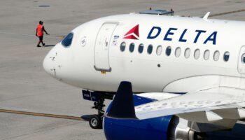 Delta cancels 800 more flights as it struggles to recover from tech outage