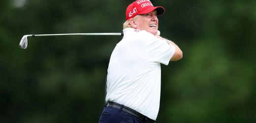 Donald Trump spielt Golf mit einem Profi: Was das über den Ex-Präsidenten verrät