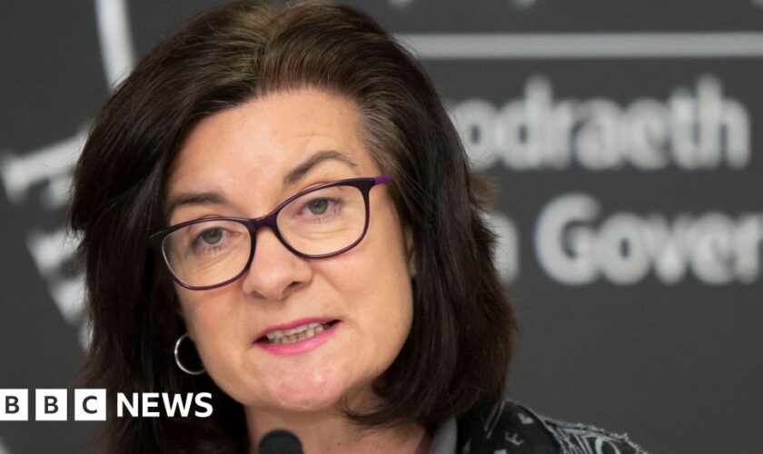 Eluned Morgan likely to be Wales' first female FM