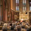 En hommage à C8, Vincent Bolloré organise une messe en latin