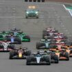Lewis Hamilton ist beim Grand Prix in Großbritannien zum Sieg gefahren. Foto: Luca Bruno/AP/dpa