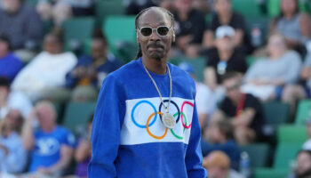 « Je n’en reviens pas » : Snoop Dogg à Saint-Denis pour porter la flamme olympique, ils ont du mal à y croire