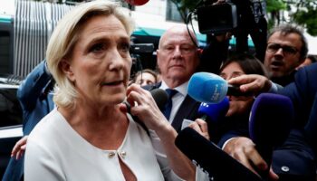 Jordan Bardella et Marine Le Pen veulent tirer profit du «front républicain»
