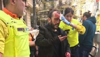 La Fiscalía rechaza amnistiar al independentista que empujó por las escaleras del metro a un hombre con una bandera de España