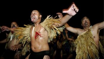 La historia de la tribu maorí de Nueva Zelanda que tiene su origen en Segovia