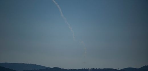 Libanon: Hisbollah antwortet mit 65 Raketen auf zwei gezielte Tötungen durch Israel