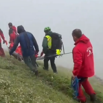 Muere un corredor madrileño al caer desde unos cien metros en una prueba de montaña en Asturias