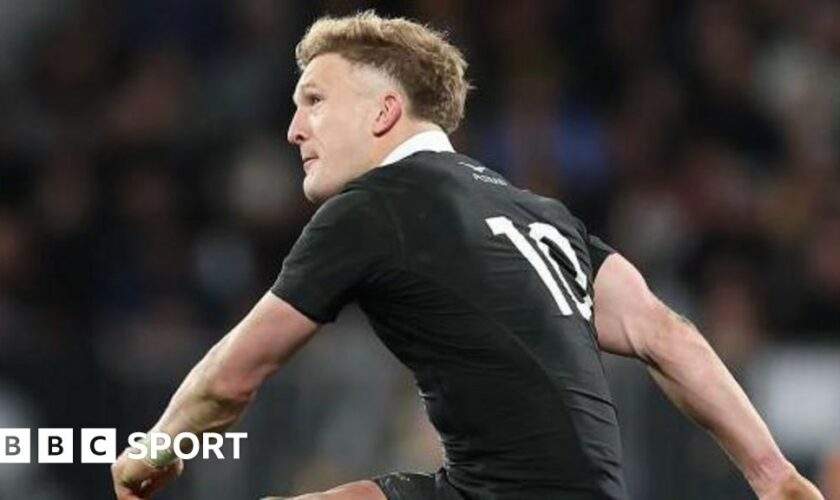 Damian McKenzie