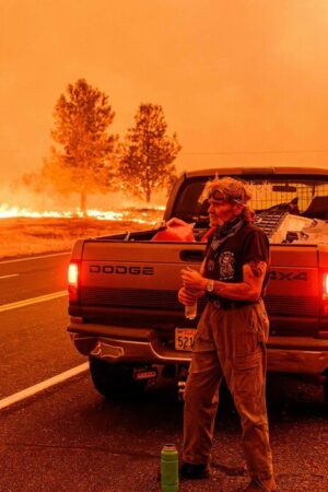 « Nous allons tout perdre » : le « Park Fire » devient l’un des plus gros feux jamais enregistré en Californie
