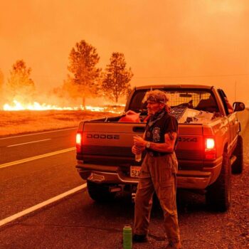 « Nous allons tout perdre » : le « Park Fire » devient l’un des plus gros feux jamais enregistré en Californie