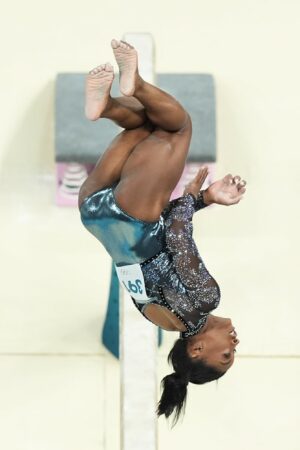Olympic gymnastics live updates: Simone Biles, Sunisa Lee advance to all-around final