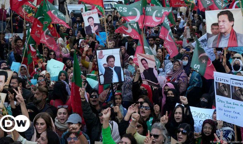 Pakistan: Why banning Khan's party could be a dangerous move