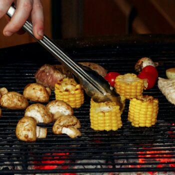 Pique-niques, barbecues, glaces… Comment éviter l'intoxication alimentaire cet été?