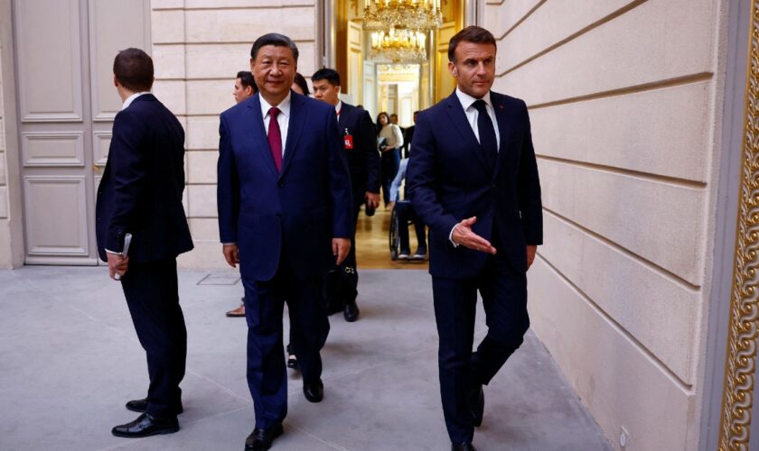 Pourquoi Pékin observe la politique française avec attention, mais en gardant ses distances