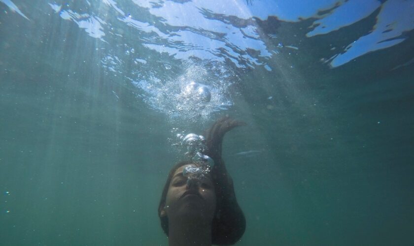 Pourquoi ne pouvons-nous pas respirer sous l'eau?