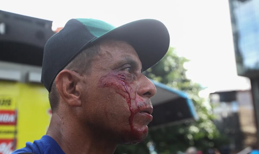 Rebelión en las calles de Venezuela por el fraude y represión chavista