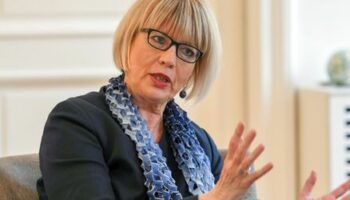 Uno-Vollversammlung: Deutsche Topdiplomatin Helga Schmid als Präsidentin im Gespräch