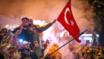 Unterwegs mit türkischen Fans: "Finale gegen Deutschland ist von jedem hier der Traum"
